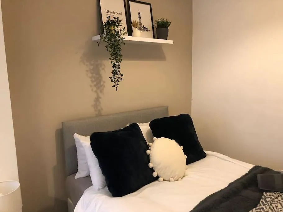 Bank Street Apartment 6 Blackpool