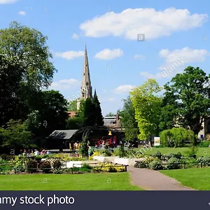 https://spacious-3-bedroom-flat-in-heart-of-city-centre.cambridgehotelsuk.com
